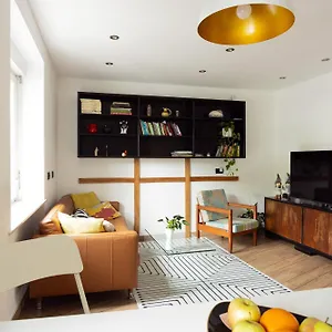 Apartment Large Two Bedroom Family App - Free Parking, Ljubljana